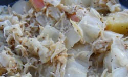 Recipe: Creamy Chicken with Cabbage and Apples